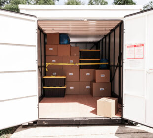 The benefits of Using Shipping Containers during a move