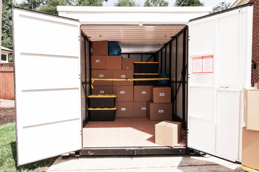 The benefits of Using Shipping Containers during a move