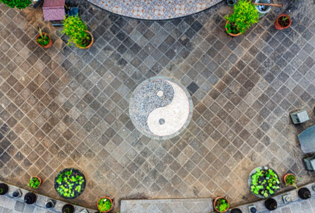 Deconstructing Feng Shui Epistemologies Through Philosophy