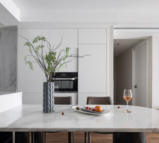 How Experts Choose a Granite Dining Table that Rookies Miss