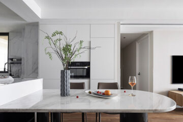 How Experts Choose a Granite Dining Table that Rookies Miss